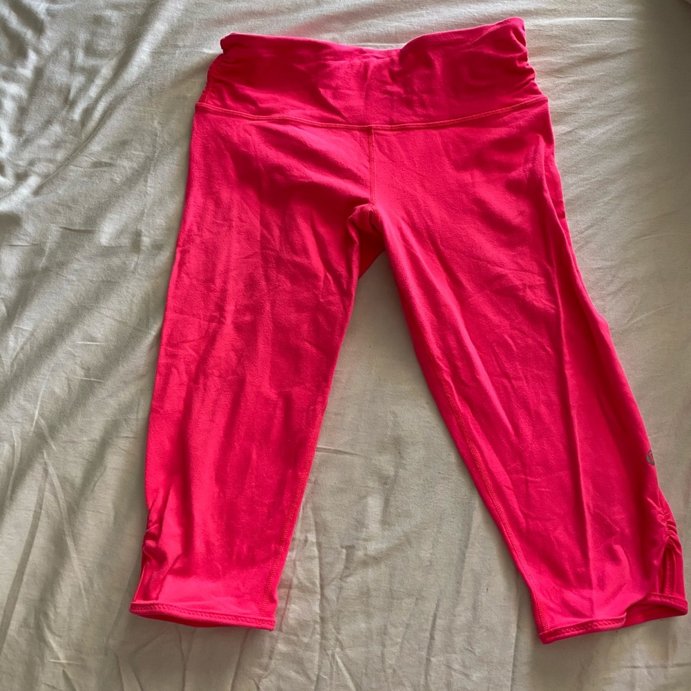 Lululemon pink leggings
